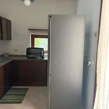 בית נופש Casa Vacanze In Centro A Càbras